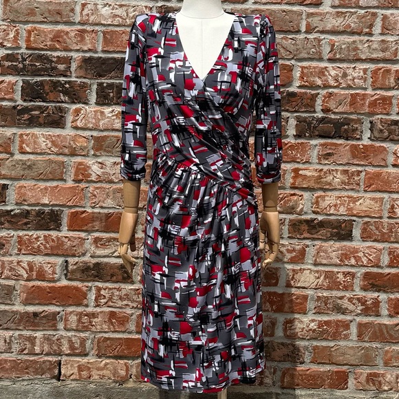 Laundry By Shelli Segal Dresses & Skirts - Laundry by Shelli Segal red and black abstract dress / 4 / Excellent condition